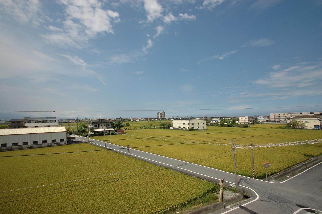 左岸villa 電動麻將k歌包棟主題派對 Luodong Exterior foto